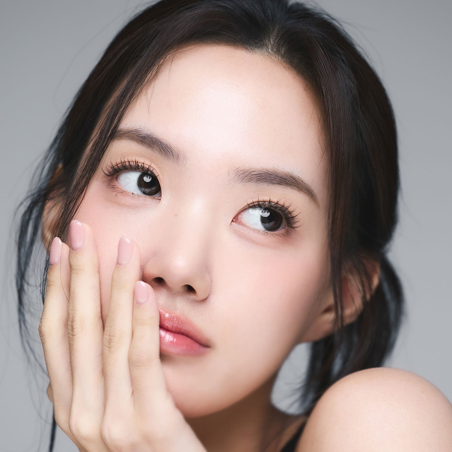 SOO ADOR Edge Lashes - Natural Glow (Lash Tweezer included)